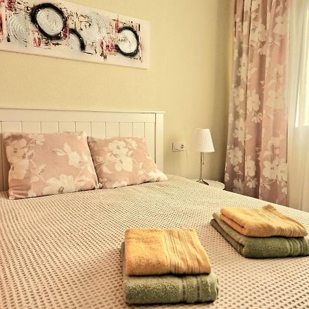 Cozy Apartment With Sea View Torrevieja Exterior photo