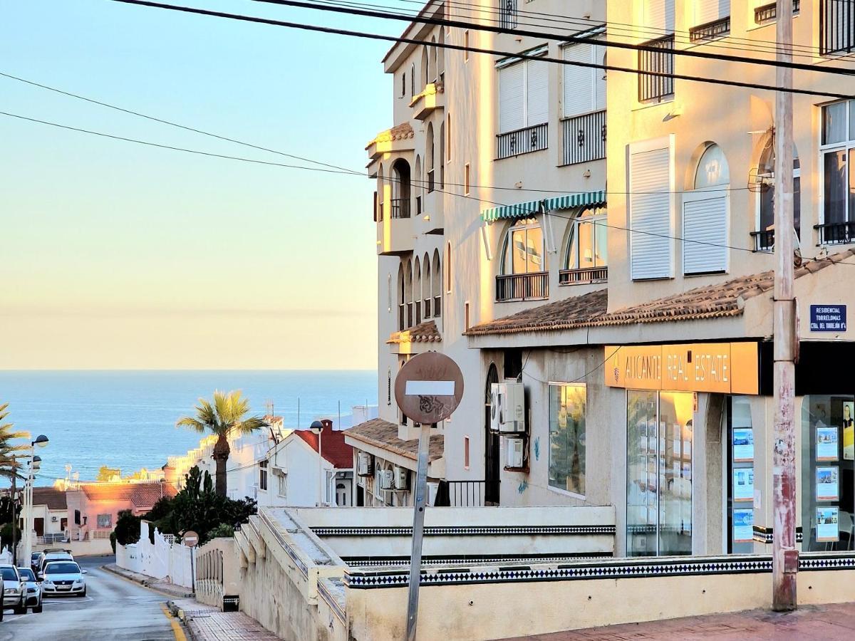 Cozy Apartment With Sea View Torrevieja Exterior photo